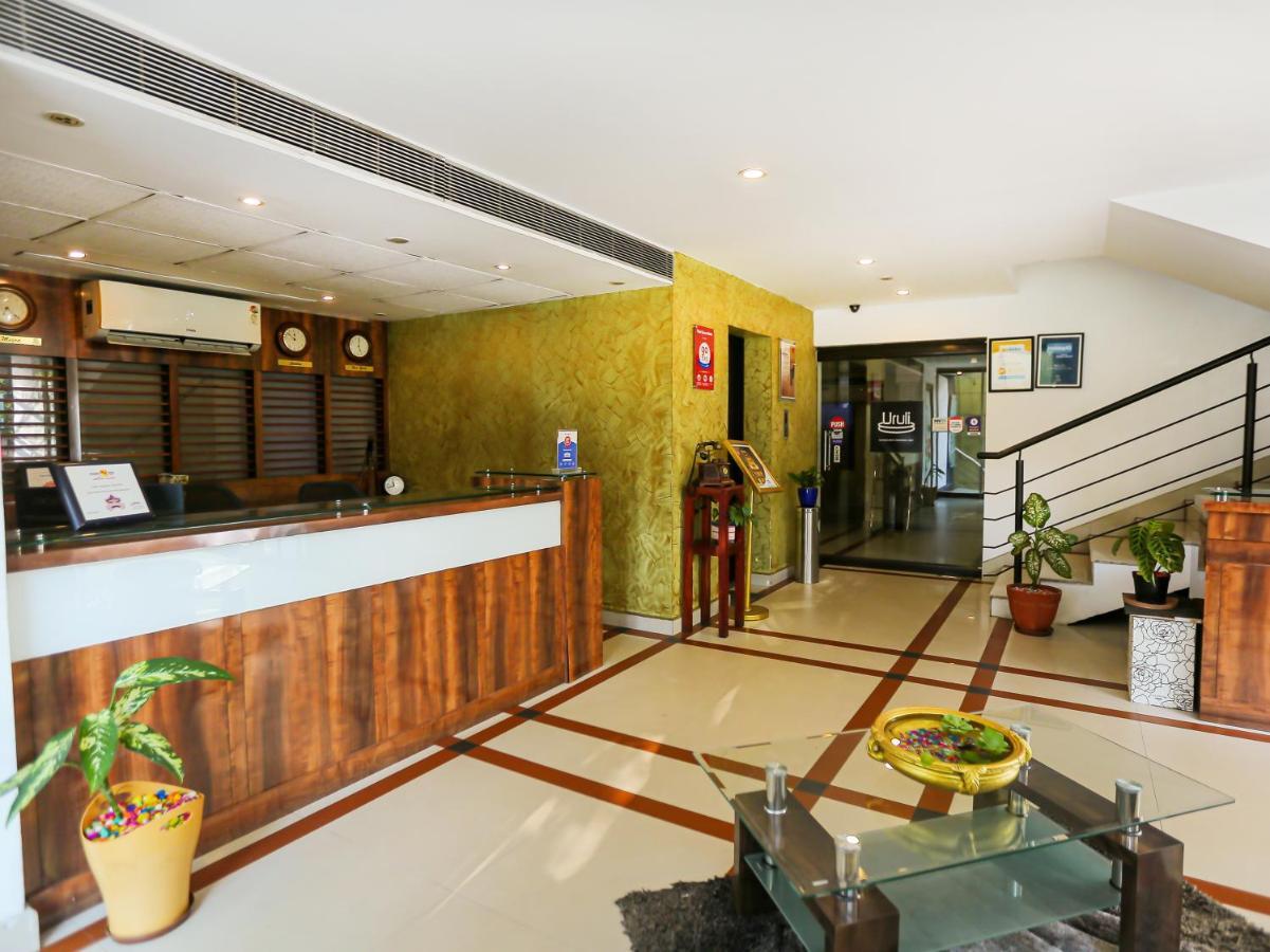 Treebo Trend Time Square Marine Drive Hotel Kochi Eksteriør billede