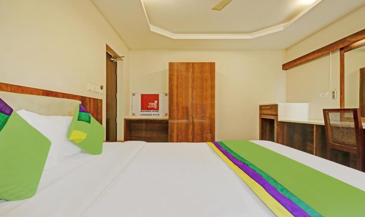 Treebo Trend Time Square Marine Drive Hotel Kochi Eksteriør billede