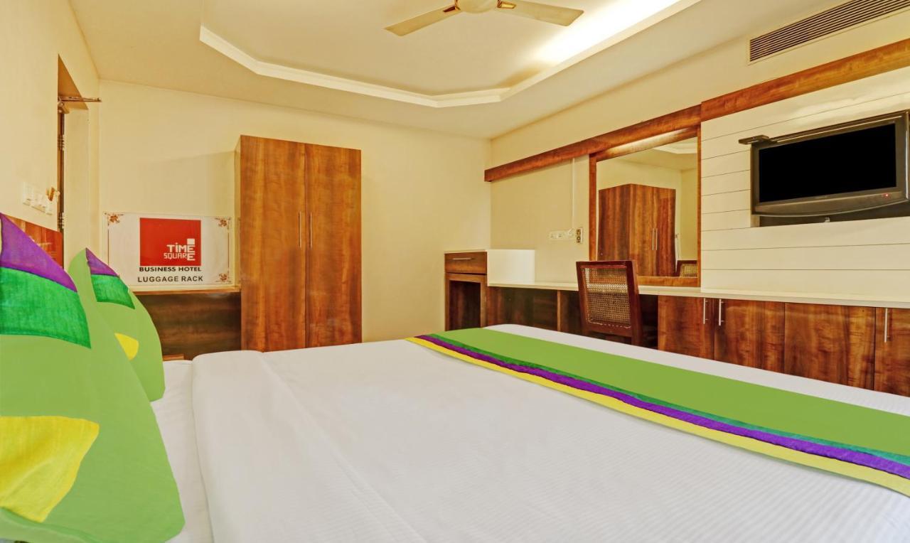 Treebo Trend Time Square Marine Drive Hotel Kochi Eksteriør billede