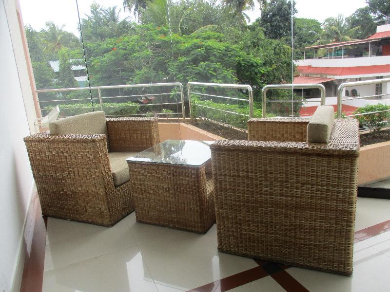Treebo Trend Time Square Marine Drive Hotel Kochi Eksteriør billede
