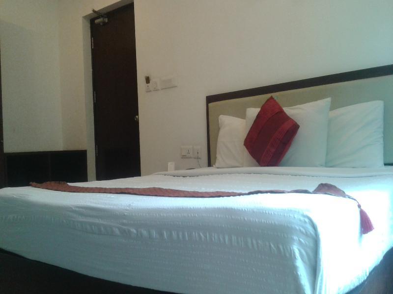 Treebo Trend Time Square Marine Drive Hotel Kochi Eksteriør billede